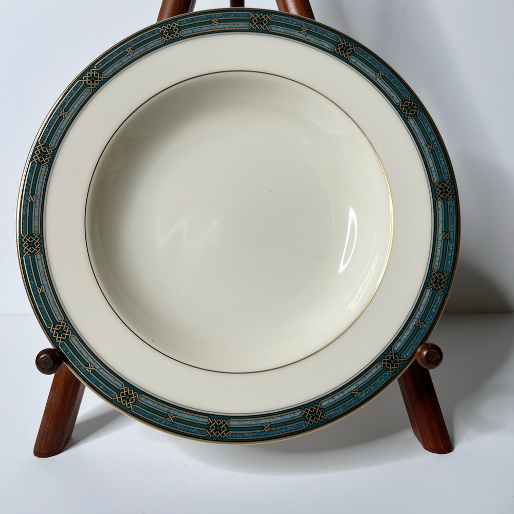 Mikasa Cream and Teal Dinner Plate